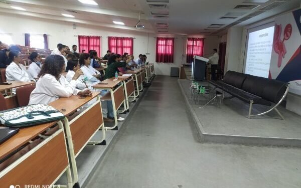 दून अस्पताल में विश्व सिकल सेल दिवस पर जागरूकता कार्यक्रम आयोजित