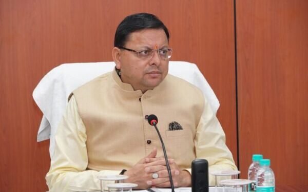 धामी सरकार खोल रही नौकरी का पिटारा, 4400 पदों पर इसी माह से भर्ती, 16 हजार से ज्यादा युवाओं को धामी सरकार में अब तक मिल चुकी रिकॉर्ड नौकरी