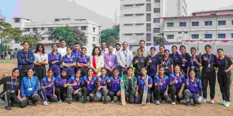 एसजीआरआरयू खेलोत्सव : बालिका क्रिकेट का फाइनल बेसिक एण्ड एप्लाइड सांइस ने जीता, गोला फेंक में साहिब सलमानी और अनुमेहा अव्वल