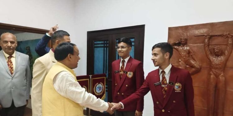 शिक्षा मंत्री डा. रावत ने किया सैनिक स्कूल घोड़ाखाल का भ्रमण, शैक्षिक गतिविधियों के साथ ही उपलब्ध संसाधनों का किया अवलोकन