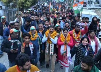 कांग्रेस मेयर प्रत्याशी विरेन्द्र पोखरियाल ने भाजपा को आड़े हाथों लिया, कहा- भाजपा के शासनकाल में धरातल पर नहीं दिखाई दिये विकास कार्य