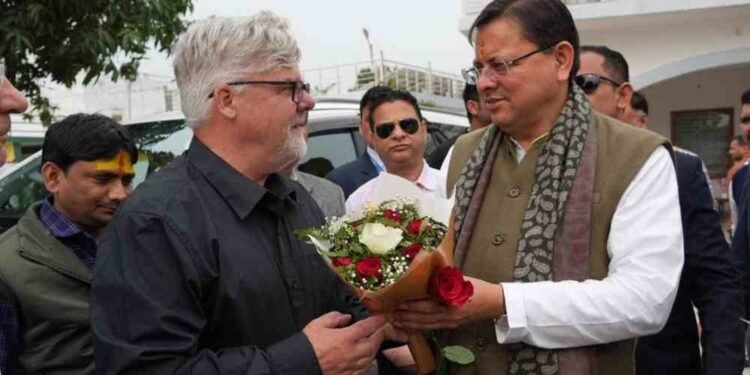 मुख्यमंत्री धामी से न्यूजीलैंड से आए डेलिगेशन ने की शिष्टाचार भेंट