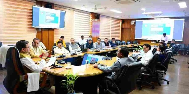 मुख्यमंत्री ने दिये निर्देश किसानों को सशक्त और आत्मनिर्भर बनाने के लिए वैल्यूचैन सिस्टम को बनाया जाए मजबूत