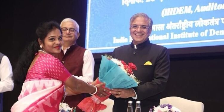 निर्वाचन आयोग द्वारा पहली बार आईआईआईडीईएम में विभिन्न बैचों में 1 लाख से अधिक बीएलओ के लिए प्रशिक्षण प्रारंभ