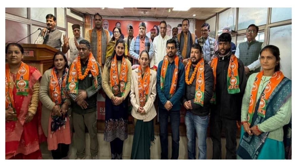 Picsart_26-01-07_22-31-22-515-compressed